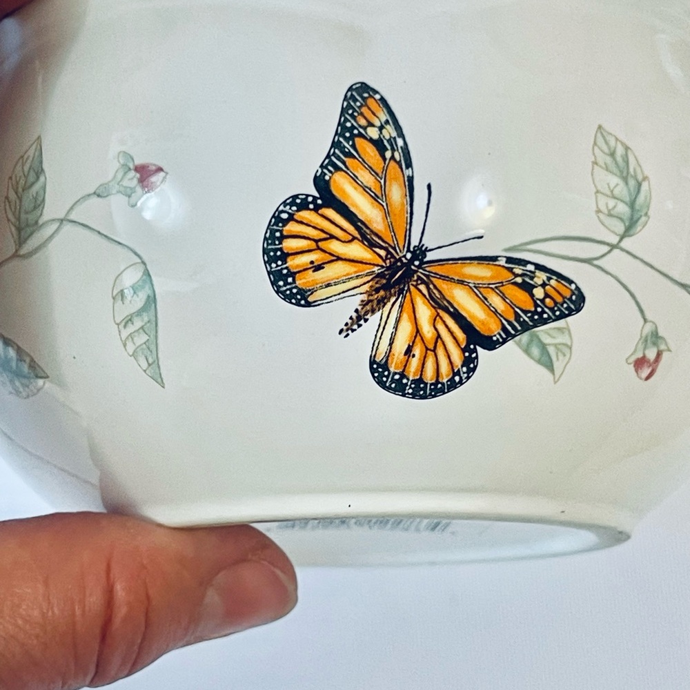 LENOX Butterfly Meadow Ceramic floral 
Sugar Bowl Canister With Lid - Picture 5 of 7